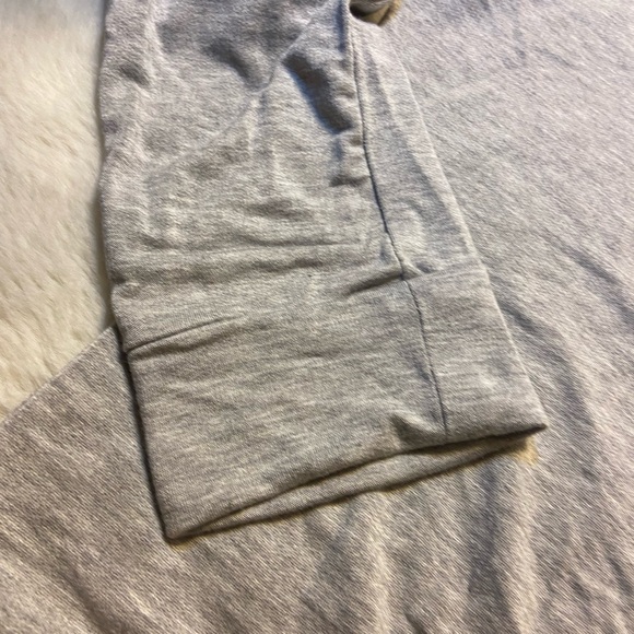 Terez BLACK LIGHTNING BOLT CREW NECK IN GRAY Small - Picture 11 of 11